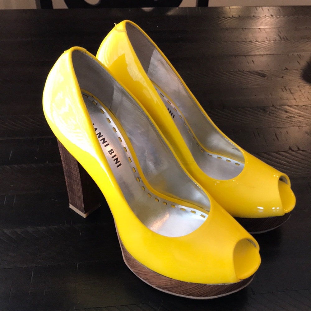 Gianni Bini Yellow Heels